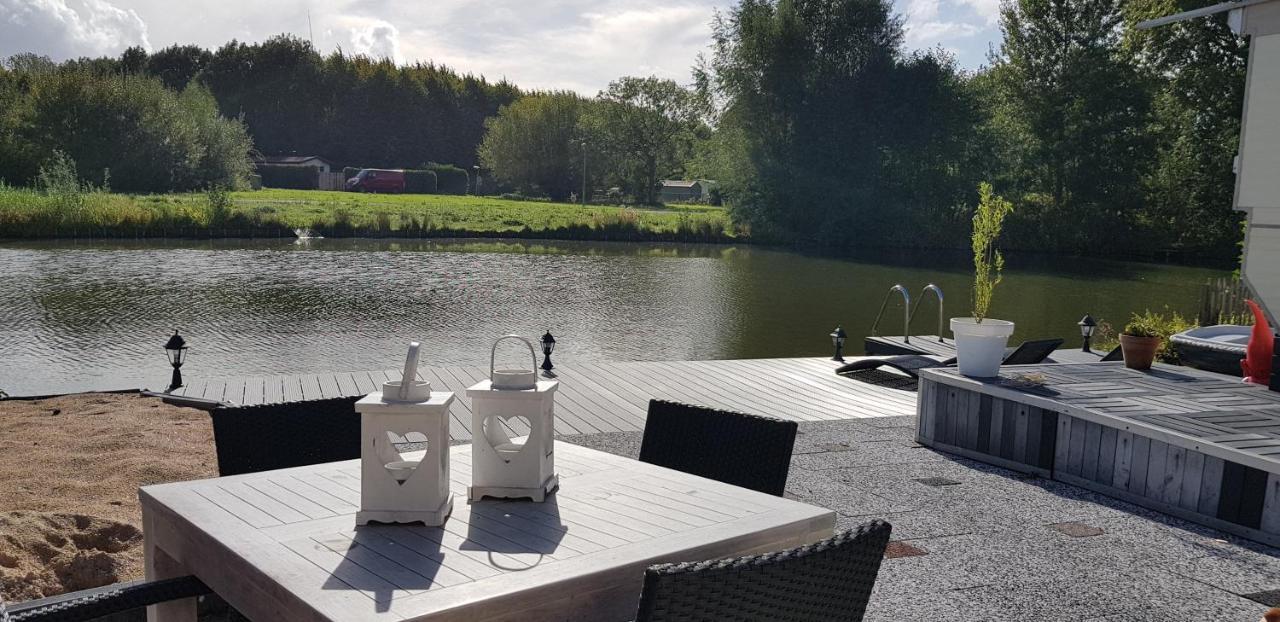 Carafun Aan Het Water Ooltgensplaat Villa Dış mekan fotoğraf